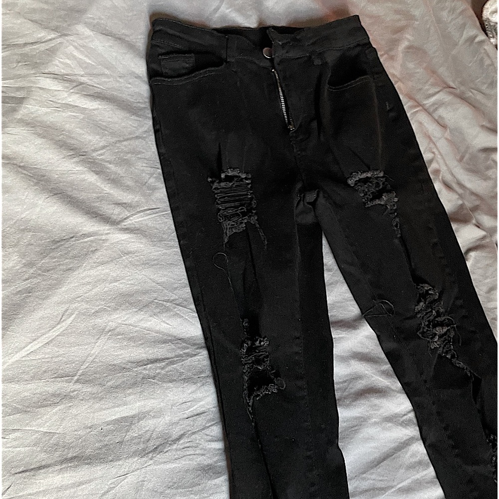 Ripped black jeans (shein)